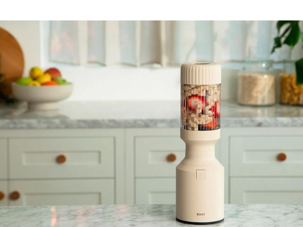 Beast Mighty Plus blender, 850 W