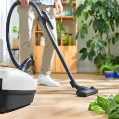 Bosch Serie 4 dammsugare med HEPA, BGL38WH2, vit
