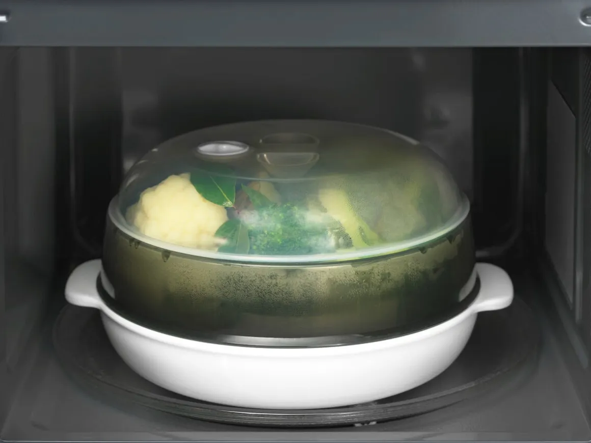 Electrolux EMZ725 mikrovågsugn 25 liter, 900 W