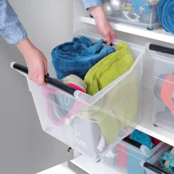 Förvaringsbox med handtag och hjul